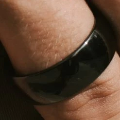 Fort Tempus Anneau noir en céramique 7 Fort Tempus Anneau noir en céramique -BAGUES Soldes 1292best scaled