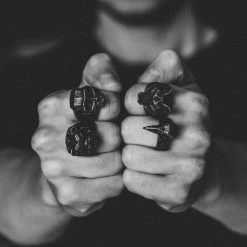 Moody Mason Bague grise à tête de mort Mack -BAGUES Soldes 1prvaslika 1 scaled