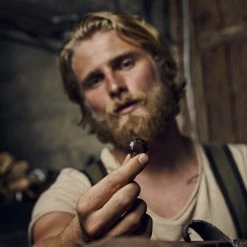 Lucleon Fortis | Anneau à facettes en acier Damas gris gunmetal et titane bleu - 7 mm -BAGUES Soldes 1x1 damascus rings5293 copy 25901 scaled