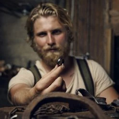 Lucleon Fortis | Bague en acier Damas et titane de couleur argentée à double liseré noir - 7 mm 9 Lucleon Fortis | Bague en acier Damas et titane de couleur argentée à double liseré noir - 7 mm -BAGUES Soldes 1x1 damascus rings5301 25946 scaled