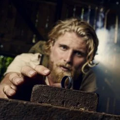 Lucleon Fortis | Bague en acier Damas couleur gris argenté et titane bleu - 7 mm -BAGUES Soldes 1x1 damascus rings5474 copy 25982 scaled