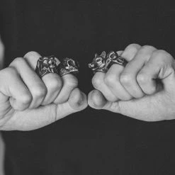 Moody Mason Bague grise à tête de corbeau Mack -BAGUES Soldes 2drugaslika 3 scaled