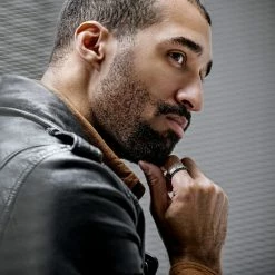 Lucleon Bague en acier doré et noir vintage Pearce Torque -BAGUES Soldes rst drop5 ll pearce indu rings 24748 bjoernvalentine 1x1 6 1 scaled