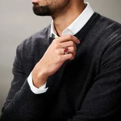 Lucleon Chevalière argentée Gravel Len à pierre d'onyx rouge -BAGUES Soldes ste spring2021 ig ring 22671 27 scaled